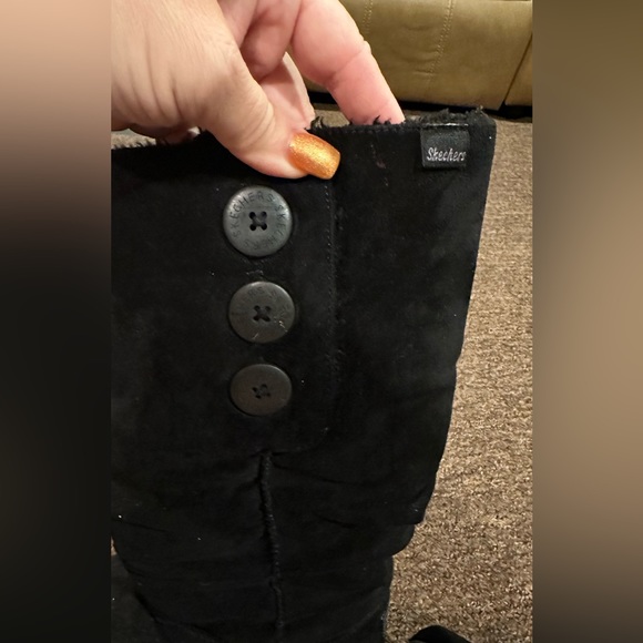 EUC Sketchers Women's Sz 9 Warm lined snow rain Boots Black Suede Button shoes - Picture 4 of 5